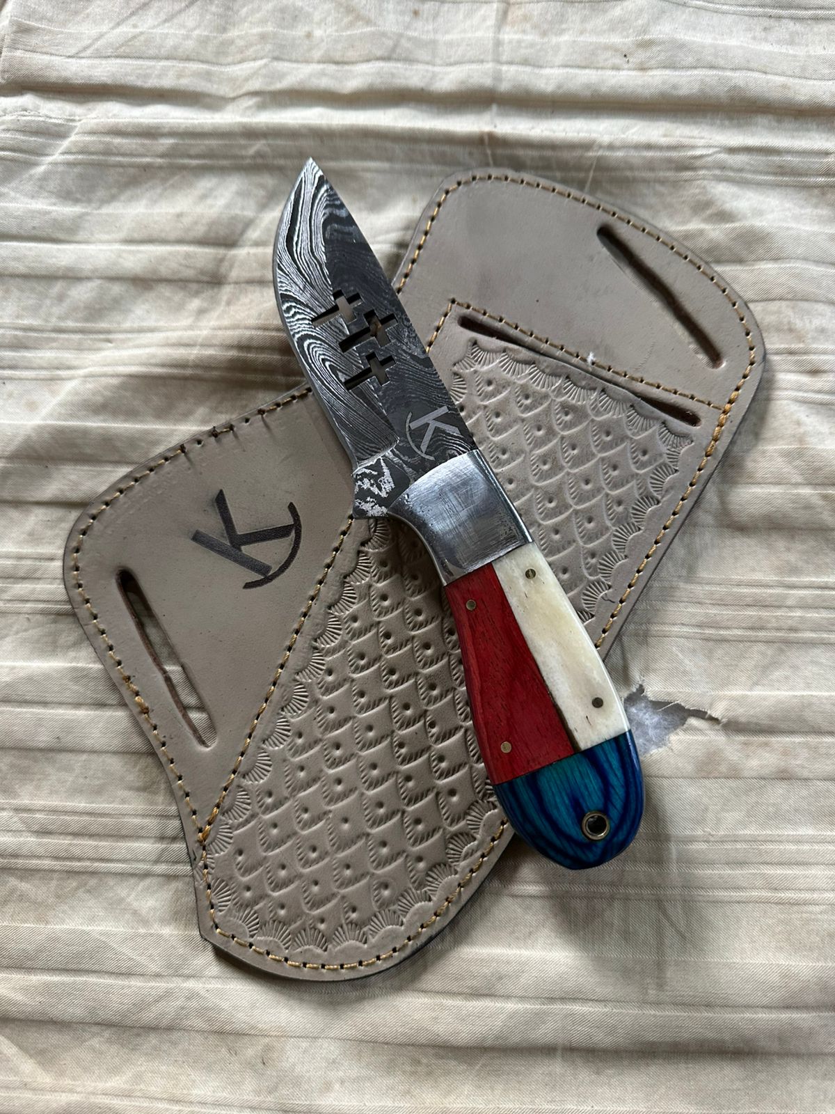 Custom’s Handmade Skinning Knife – Precision & Power 🔪🔥