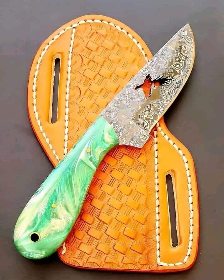 Custom’s Handmade Skinning Knife – Precision & Power 🔪🔥